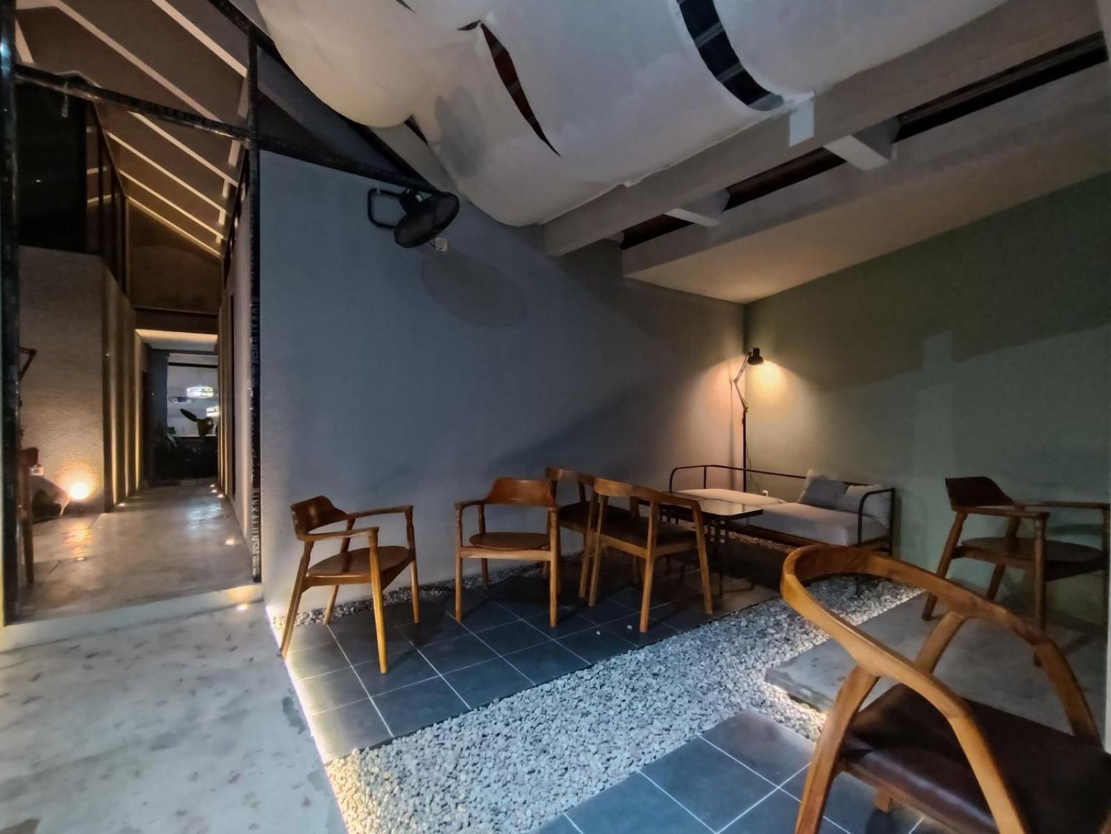 Fx Stay & Coffee Yogyakarta Eksteriør billede