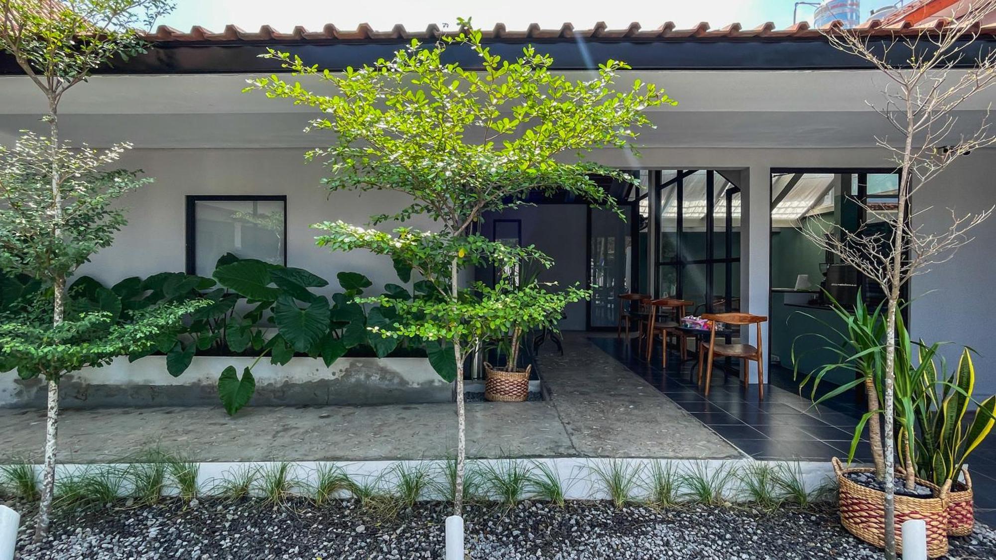 Fx Stay & Coffee Yogyakarta Eksteriør billede